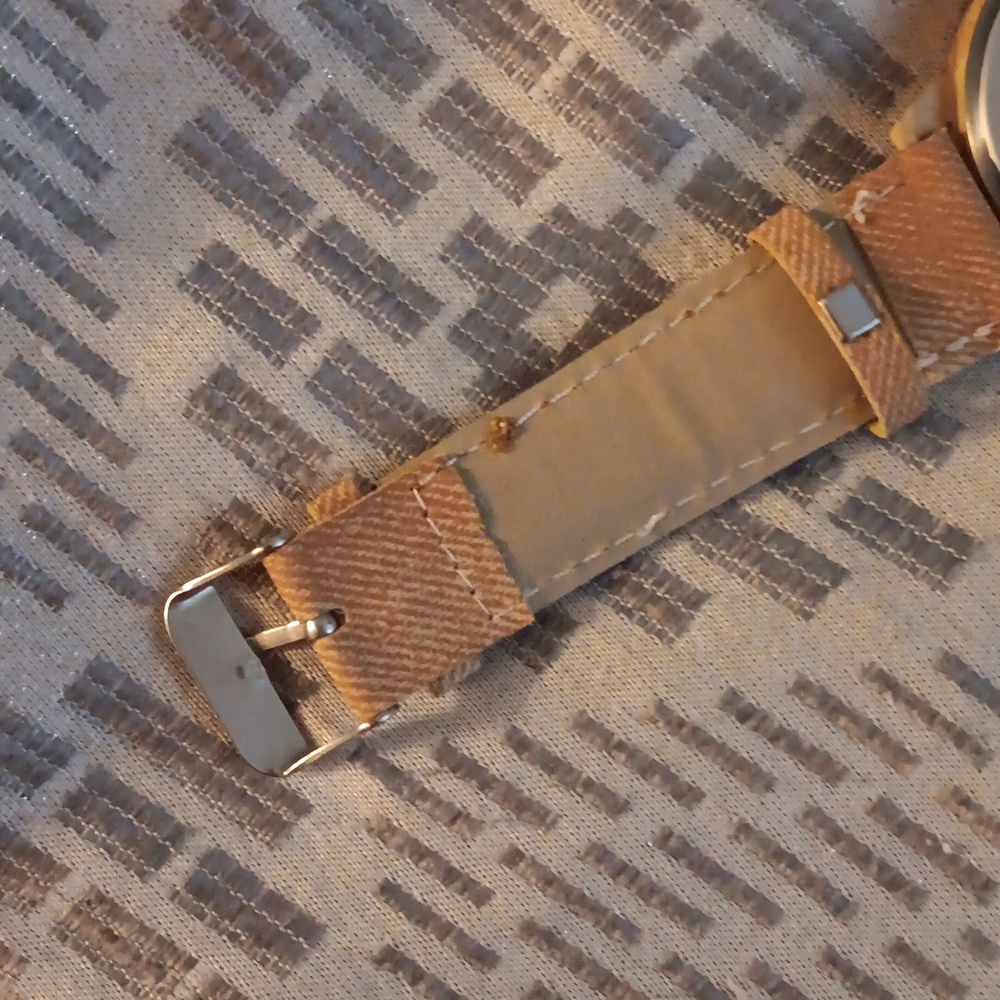 Lhou Liam Fa Watch - Picture 7 of 10